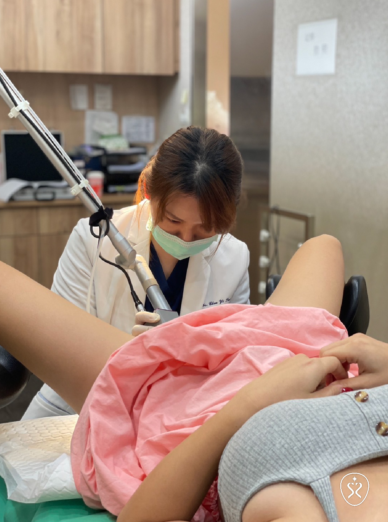 菲蜜莉雷射使用拋棄式探頭與私密處保養